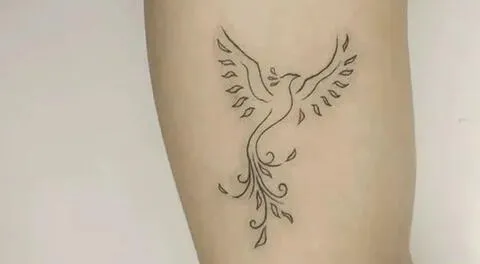 El tatuaje del Ave Fénix es uno de los más solicitados en los establecimientos de tatuadores de todo el mundo.
