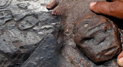 Rostros humanos han sido descubiertos bajo el agua del río Amazonas.
