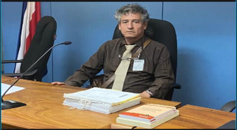 Julio César Seminario Martino, asesor legal en el sector minero, resaltó la correcta actuación de la Directora General de Trabajo