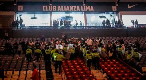 Socios de Alianza Lima expresan su rechazo por el cierre de Matute.