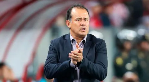 Juan Reynoso no es más técnico de la selección peruana.