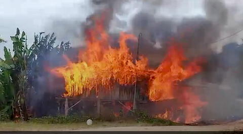 El fuego consumió la precaria vivienda de esta familia que se dedica a la agricultura.