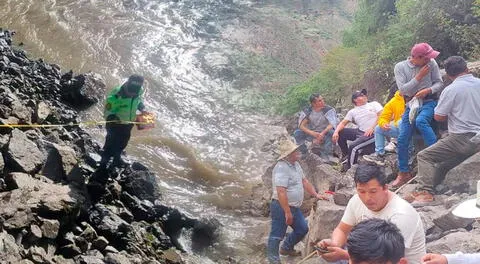 6 personas de una sola familia han pedido la vida en un accidente en Huancavelica.