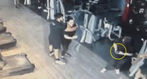 Mujer arrancó un dedo de un mordisco a otra en un gimnasio por una máquina de ejercicio en México.