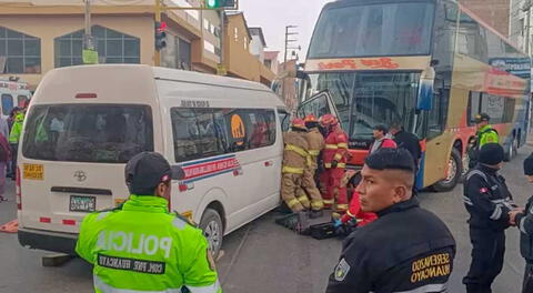 El accidente pudo terminar en tragedia. La rápida acción de los bomberos permitió que no hubieran víctimas mortales.