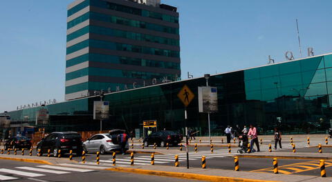 Aeropuerto Internacional Jorge Chávez sin luz y responsabiliza a Corpac de lo ocurrido.