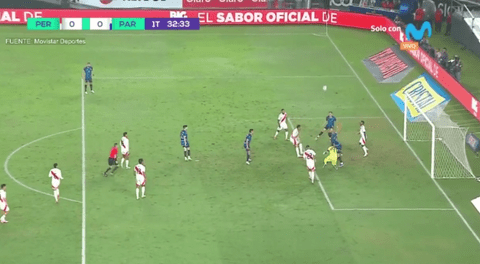 ¡Nos salvó! Pedro Gallese ataja potente disparo de Almirón y evita primer gol de Paraguay