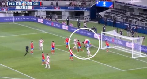 ¡Era gol para Perú! Claudio Bravo salvó el arco de Chile de un peligroso remate de Lapadula