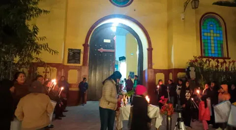 Fieles católicos hicieron vigilia tras asalto en Iglesia Santiago Apóstol de Santiago de Chuco.