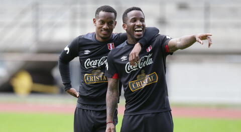 André Carrillo reveló que Jefferson Farfán le pegó a periodista deportivo por hacer sufrir a Doña Charo: "Malcriado"