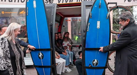 Ciudadanos pudieron subirse a la cabina del teleférico en Miraflores.