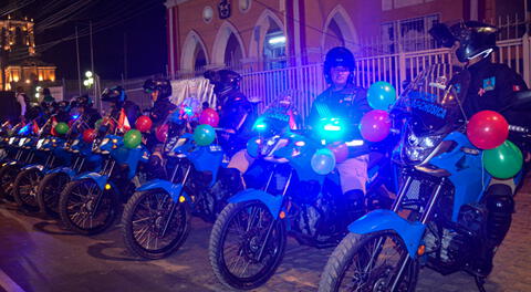 Motocicletas fueron exhibidas en el frontis del Palacio Municipal de Lurigancho-Chosica.