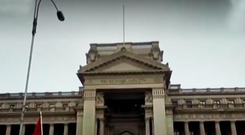 Palacio de Gobierno no tenía la bandera del Perú.