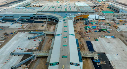 Aniego en el nuevo Aeropuerto Jorge Chávez.