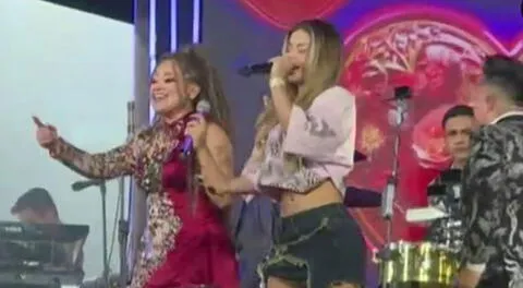 Flavia Laos sorprende y encanta al CANTAR CUMBIA junto a Corazón Serrano en pleno concierto EN VIVO.