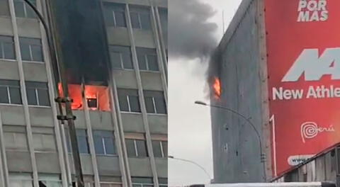 Incendio en edificio de la avenida Abancay es atendido por unidades de bomberos.