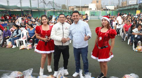 El evento estuvo organizado por la municipalidad de Carmen de la Legua ,Reynoso y conto con el apoyo desinteresado de la  fundación “Uniendo Corazones”.