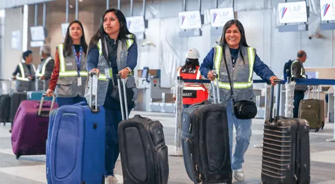 Nuevo Aeropuerto Jorge Chávez multa con S/40 tras 10 min en zona de autos.