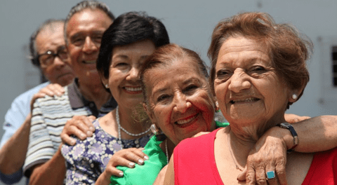 Mayores de 65 años pueden cobrar cada dos meses si cumplen esto.