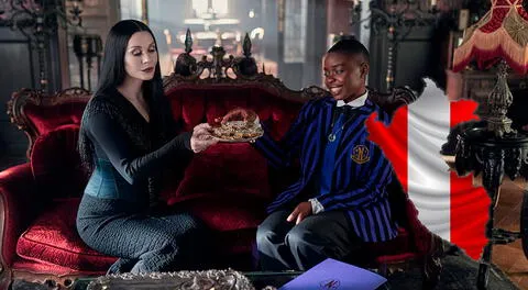 Morticia Addams y Bianca Barclay comparten juntos en la segunda temporada de 'Merlina'. Foto: Netflix Morticia Addams y Bianca Barclay comparten juntos en la segunda temporada de 'Merlina'. Foto: Netflix