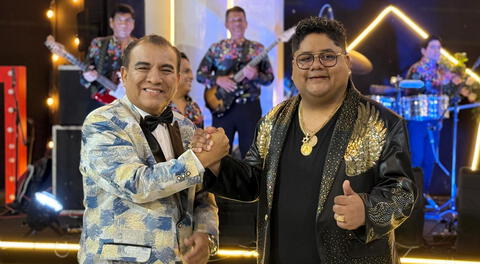 Manolo Rojas canta junto al hijo del recordado cantante Centeno.