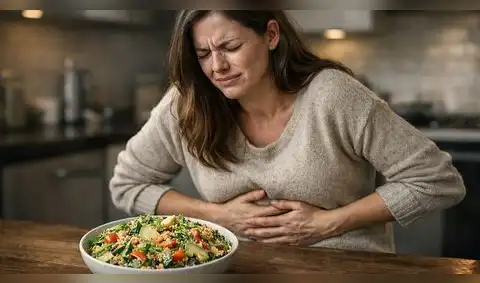 Lo que nunca deberías hacer después de comer para no afectar tu digestión, según expertos
