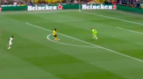 El descuido de Rudiger que casi termina en gol de Adeyeimi para Dortmund ante Real Madrid
