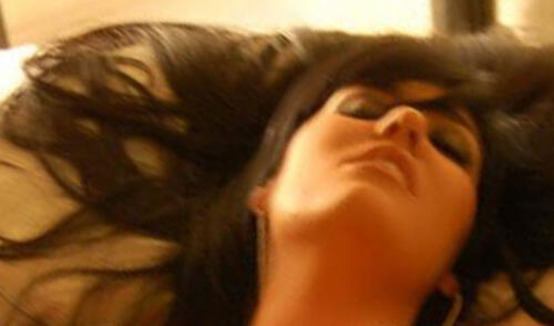 Publican supuesta foto porno de Leysi Suárez elpopular.pe