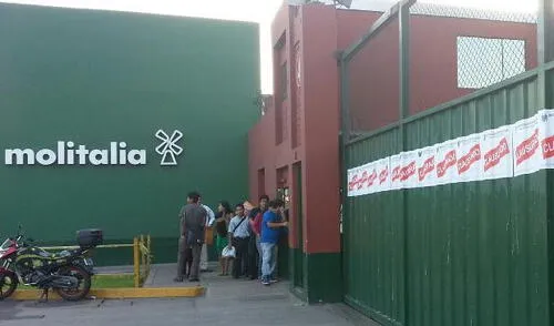 La Municipalidad de Lima ordenó el cierre por tres días de la fábrica Molitalia, ubicada en la Av. Venezuela, Cercado de Lima. elpopular.pe