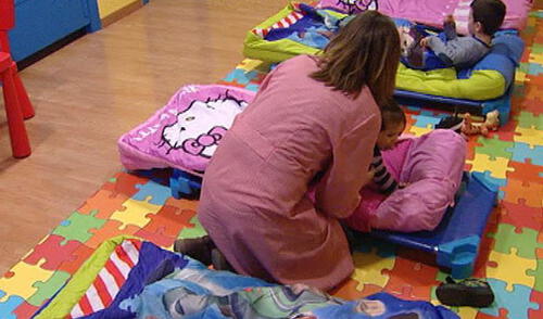 Las guarderías nocturnas en Suecia, un apoyo para las madres. elpopular.pe