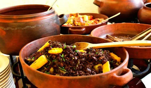 La receta popular: sangrecita en salsa de maní elpopular.pe