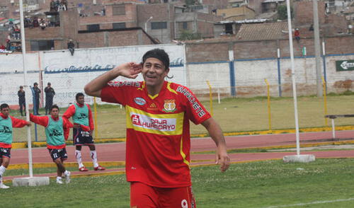 Hija de Checho Ibarra alumbró ayer a una niña. elpopular.pe