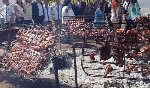 Este fin de semana está dedicado al 'Día del chancho al palo' en Huaral. elpopular.pe
