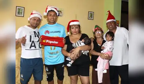 Chávez se destapó celebrando con la hinchada tras volver de Trujillo. elpopular.pe