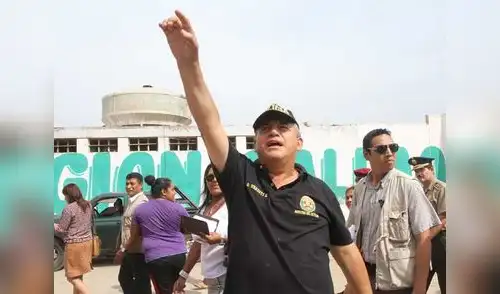 Titular del Interior dice que solo llevó dos asesores al ministerio. elpopular.pe