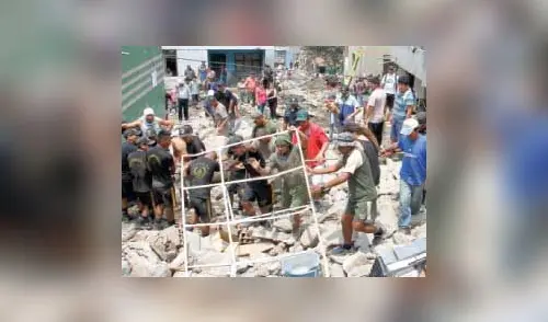 Policía llegó al lugar y hubo un detenido. elpopular.pe