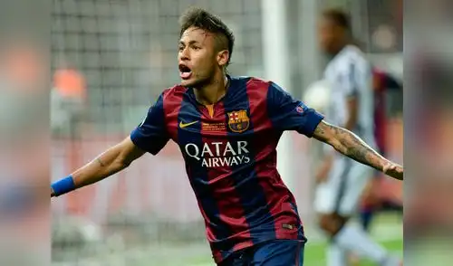 Neymar celebra su gol, que llegó cuando el partido ya terminaba elpopular.pe