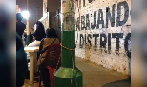 Los cables son un peligro. elpopular.pe