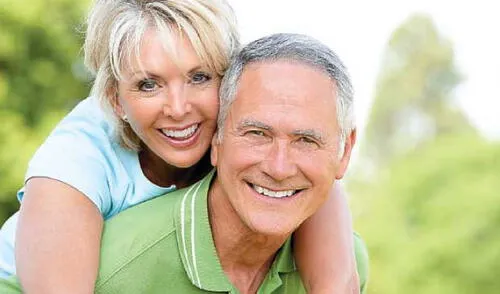 La disminución de las hormonas modifica la cantidad y calidad de la película lagrimal. elpopular.pe