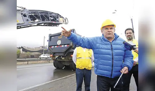 Burgomaestre dice que transportistas recibieron autorización del Callao. elpopular.pe