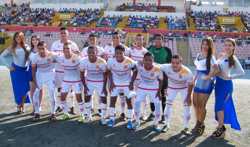 Este es el equipo que saltó al gramado del Municipal de Bernal elpopular.pe