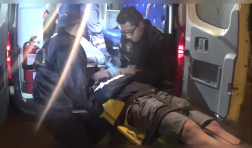 Flores Paccori fue llevado en ambulancia al hospital. elpopular.pe