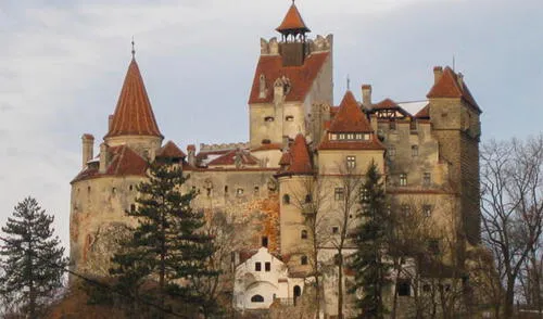Castillo de Drácula elpopular.pe