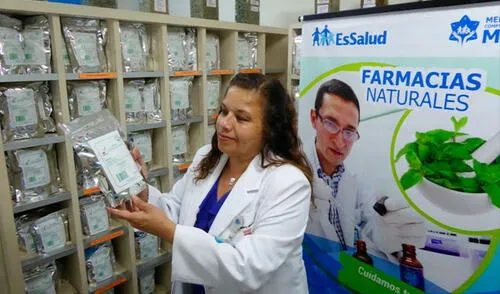 Policlínico Pizarro de EsSalud tendrá farmacia de medicina complementaria elpopular.pe