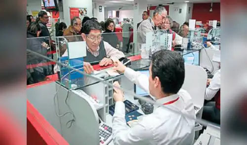 aconsejan también que pensionistas no acudan solos a entidades financieras elpopular.pe