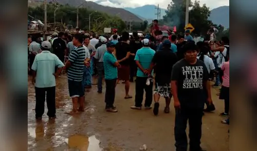 Rescatan a 70 personas en Huaral tras desborde del río Chancay elpopular.pe