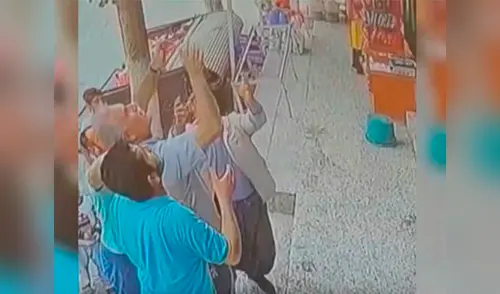 Las personas al ver a la niña colgando, no dudaron en unirse y esperar para salvarla elpopular.pe