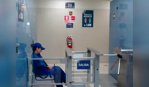 Proponen eliminar cobro de 50 céntimos por uso de baños públicos en supermercados y centros comerciales elpopular.pe