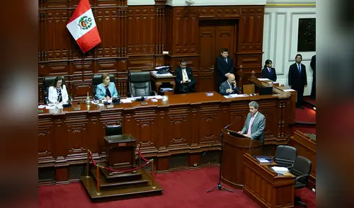 Ministro de Economía, Alfredo Thorne, se defiende en el Pleno del Congreso elpopular.pe