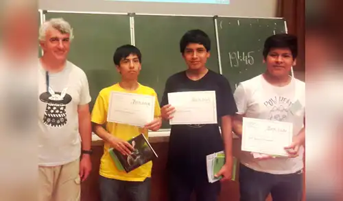 Escolares peruanos ganan medallas de oro y bronce en Olimpiada Mundial de Geometría en Rusia elpopular.pe